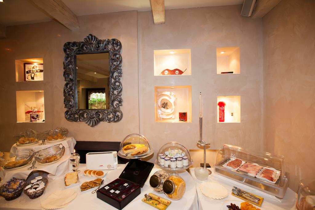 Paris Rome Hotel Menton Luaran gambar